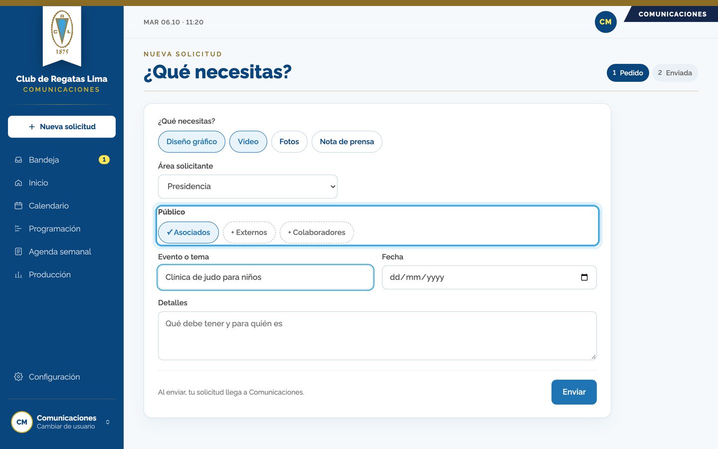 Pantalla del paso 3: Elige el público: Asociados, Externos o Colaboradores (puedes marcar más de uno).